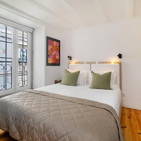 Atlântico Portugal - Live Like A Local In The Heart Of *